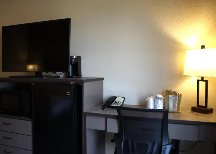 Hotel The At